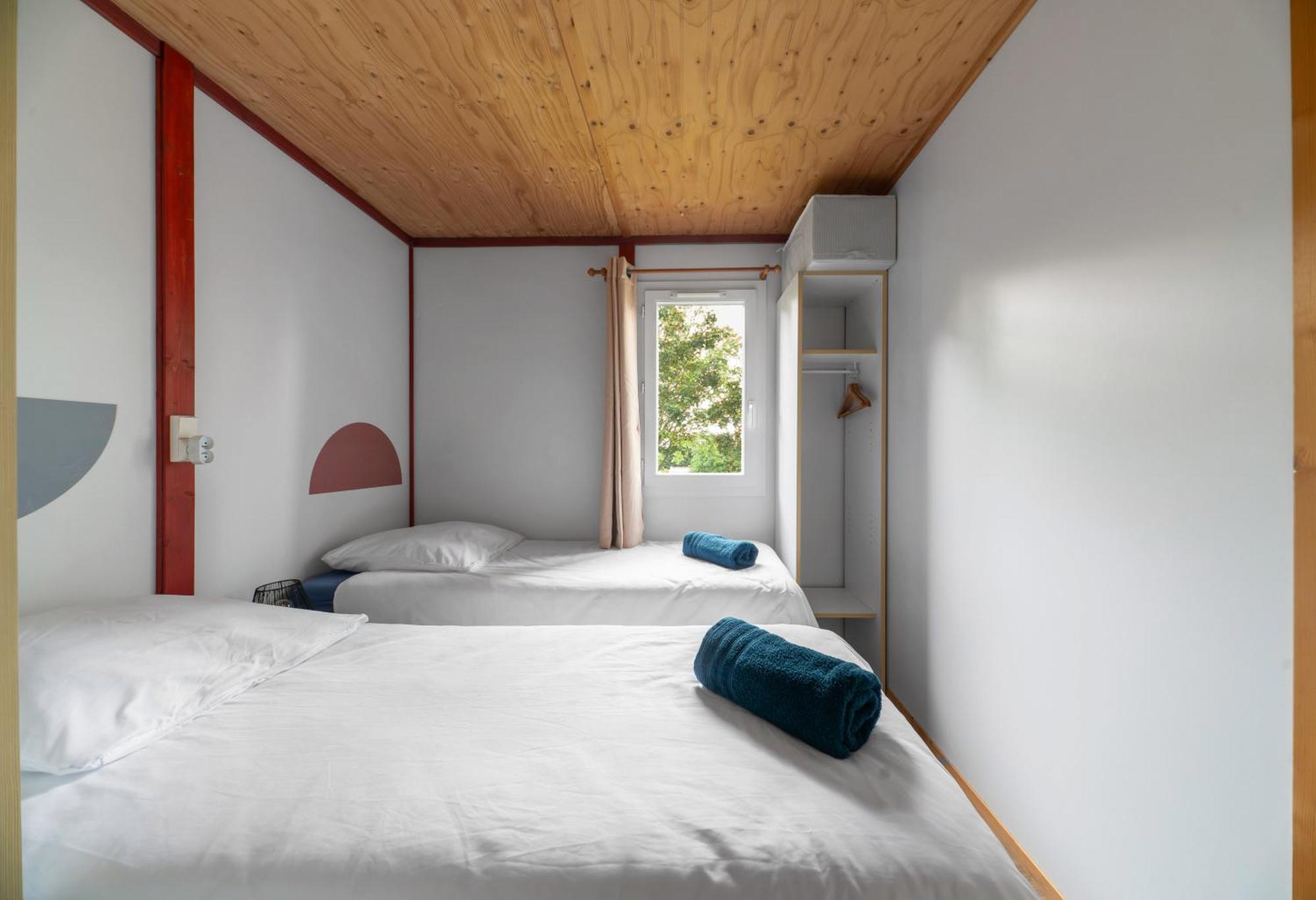 Camping Le Mont Libre - Cottage & Espace Nature - Gannat Bagian luar foto