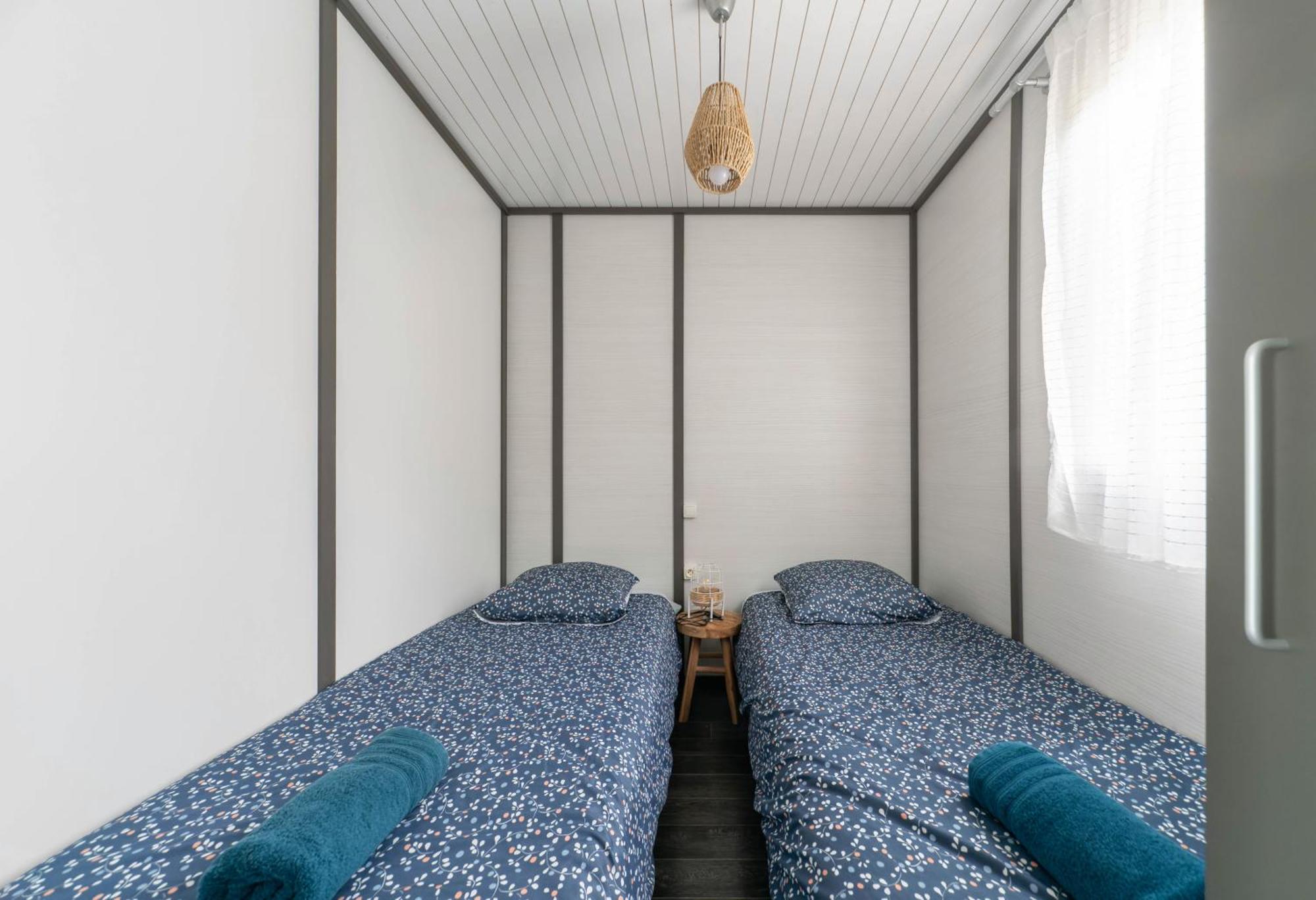Camping Le Mont Libre - Cottage & Espace Nature - Gannat Bagian luar foto