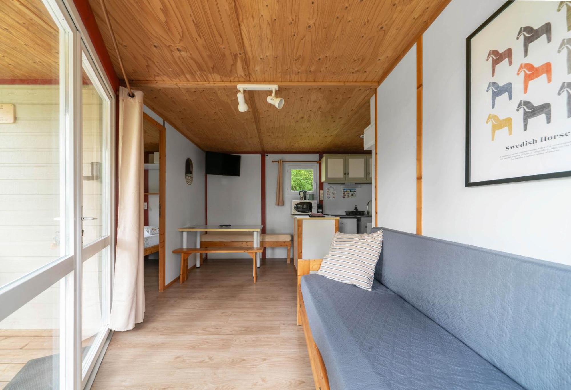 Camping Le Mont Libre - Cottage & Espace Nature - Gannat Bagian luar foto